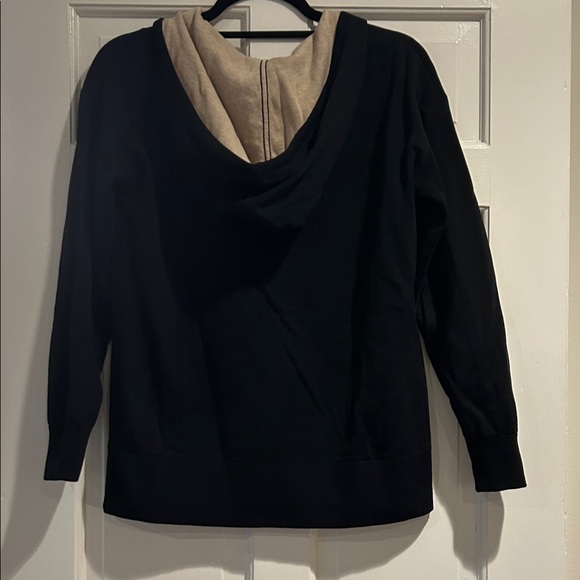 Banana Republic Black Zip-Up Hoodie - Picture 2 of 3